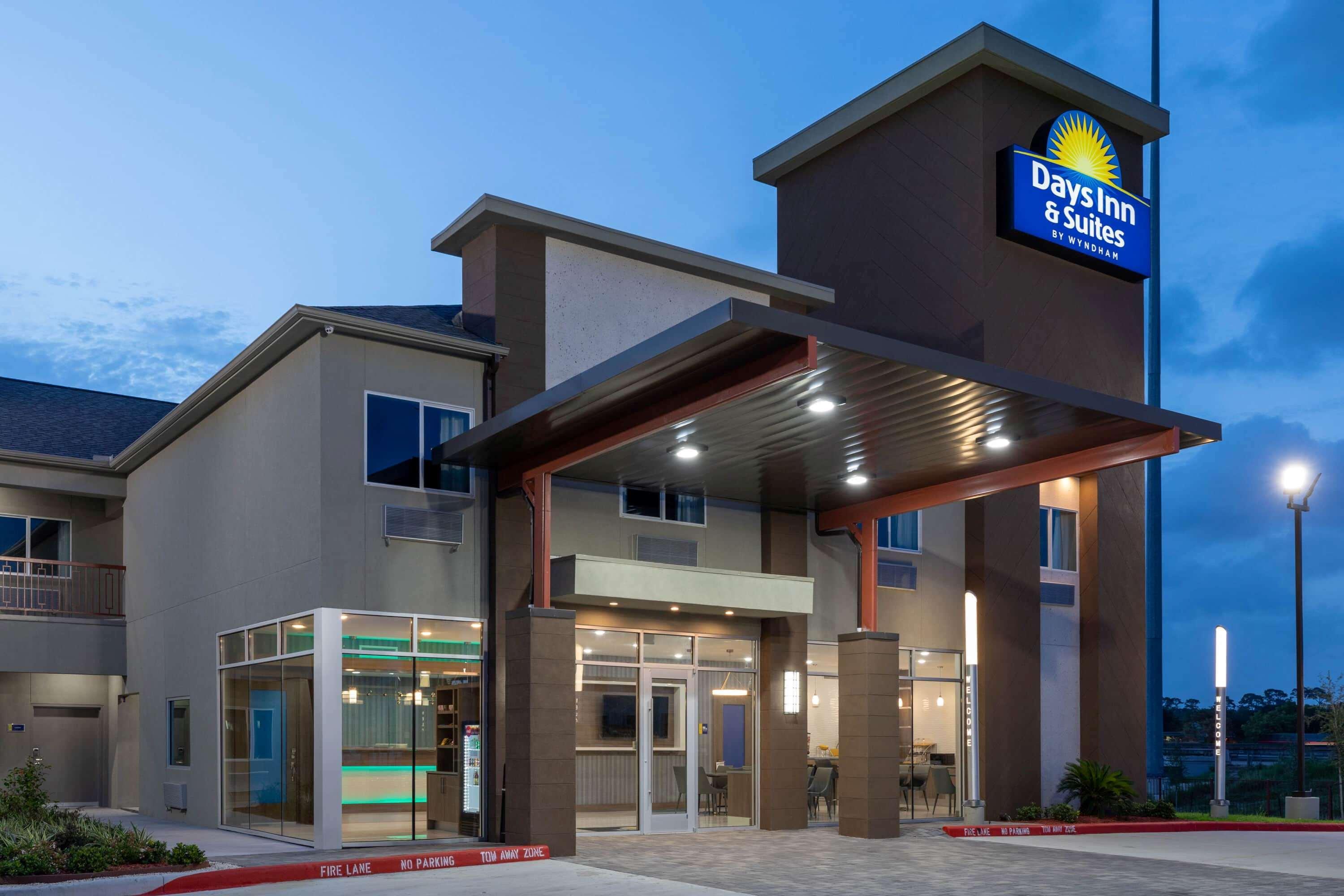 Days Inn & Suites By Wyndham Downtown/University Of Хьюстон Экстерьер фото
